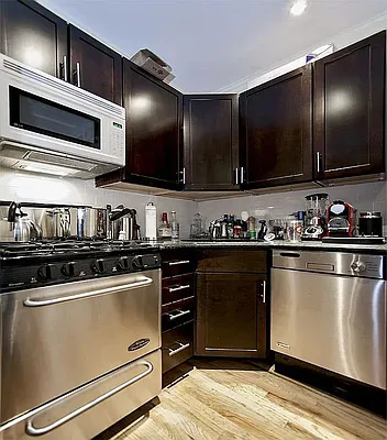 Rented by Voro New York | media 14