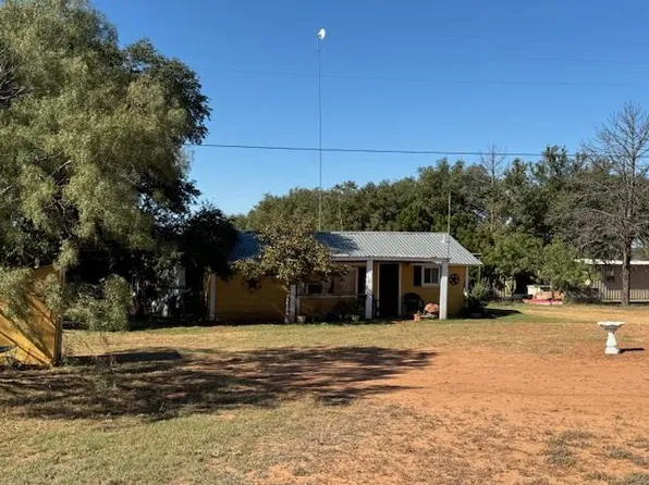 168 Buddys Rd, Blackwell, TX 79506
