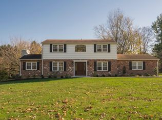 1024 King Rd, Malvern, PA 19355