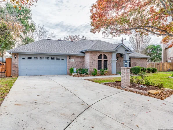 12810 AQUA VLY, Helotes, TX 78023