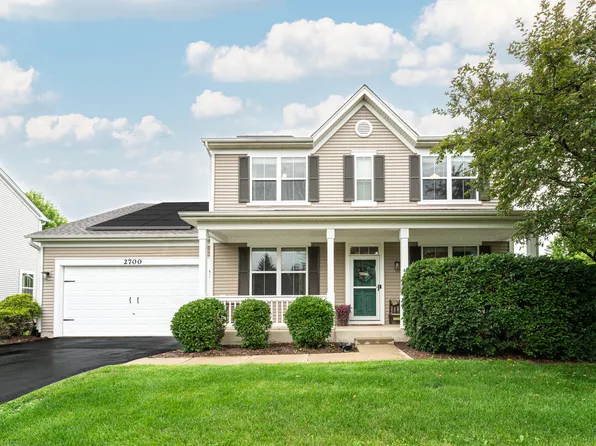 2700 Salt Creek Ct, Wauconda, IL 60084