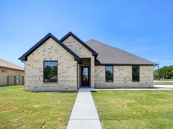 670 Marco Dr, Bridgeport, TX 76426