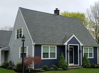 286 W Main Rd, Portsmouth, RI 02871