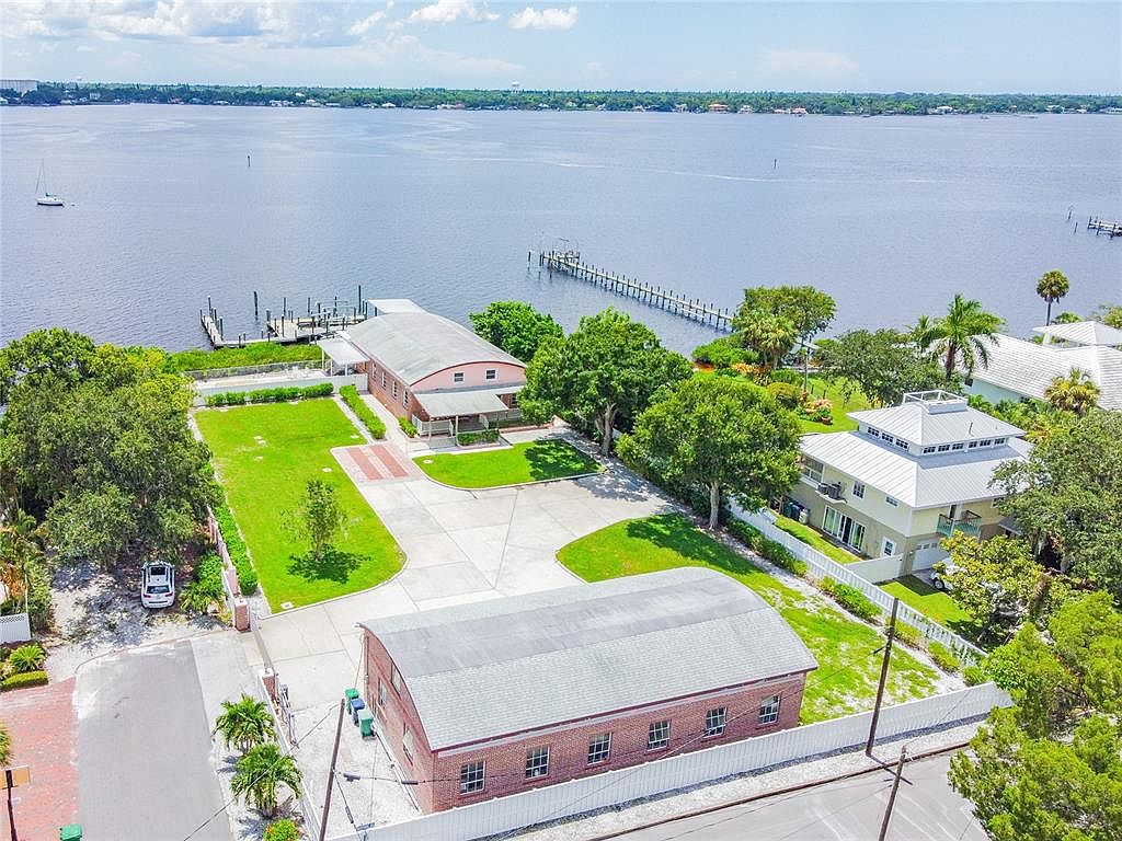 1301 Riverside Dr Palmetto Fl Zillow