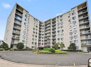 1000 River Rd APT 4G, Belmar, NJ 07719