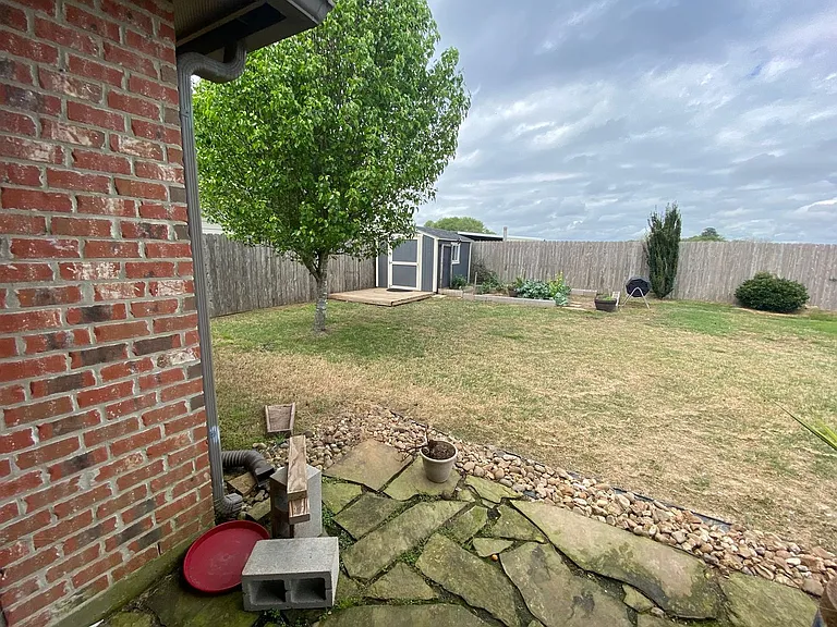 127 Range Dr — Photo 10