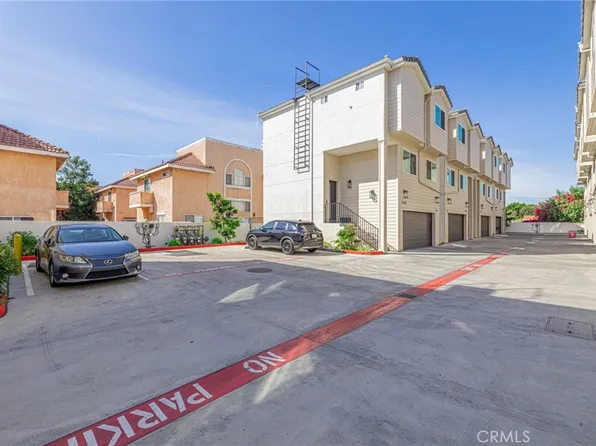 14662 W Sara Ln, Panorama City, CA 91402