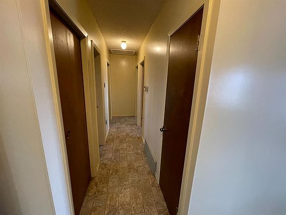 5th image of 4817 45th St
