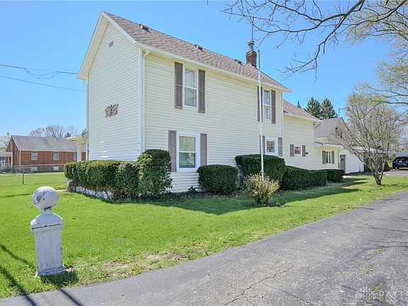 3rd image of 3057 Springfield Xenia Rd