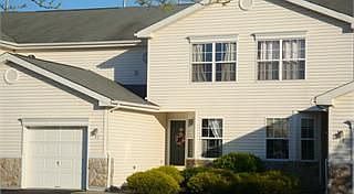 1st image of 21 Lakeview Dr #2015