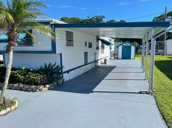 5400 SE Jack Avenue #M13, Stuart, FL 34997