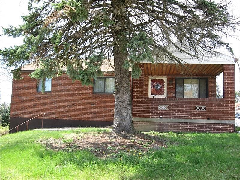 2nd image of 111 Forliview Rd