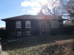 227 S Downey Ave, Independence, MO 64056
