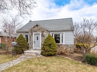 3279 Bailey Rd, Cuyahoga Falls, OH 44221