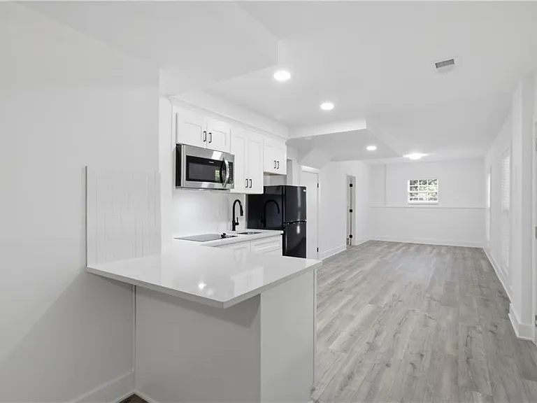 230 Pinebridge Ct — Photo 44