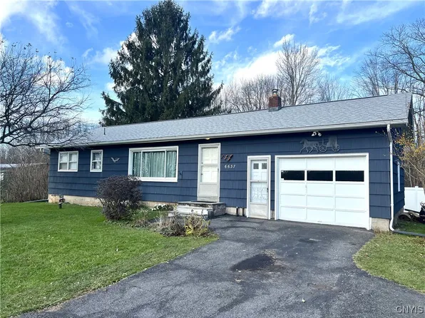 6637 E Taft Rd, East Syracuse, NY 13057