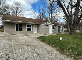 7295 N Dogwood Rd, Walkerton, IN 46574