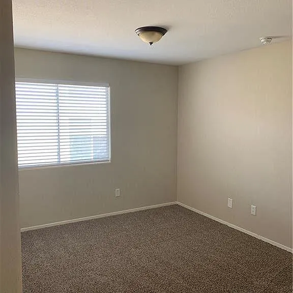 2902 Crisp Wind Ct — Photo 9