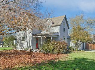 632 E Main St, Pilot Point, TX 76258