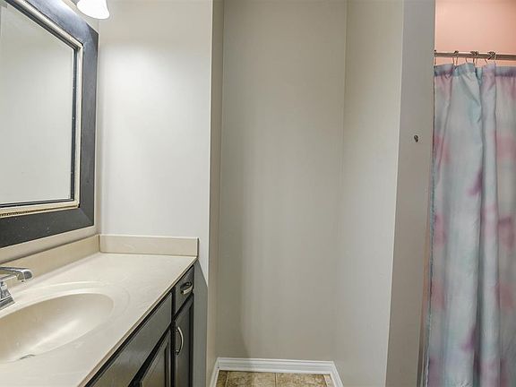 5th image of 6453 Valley Brook Trce