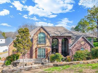 2 Thoroughbred Dr, Duncanville, TX 75116