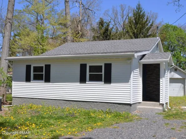 5153 Hickory Ln, Kunkletown, PA 18058