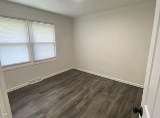 113 W McHenry St #2, Urbana, IL