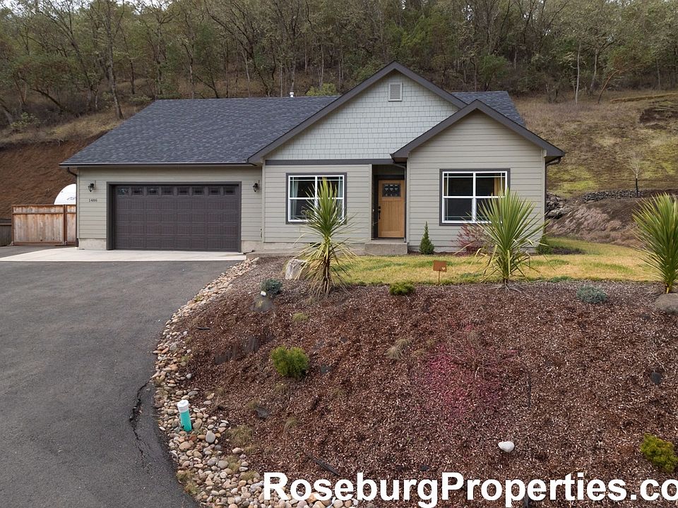 1486 NE Rocky Dr Roseburg