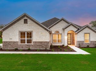 2105 Crystal Palace Blvd, Alvarado, TX 76009