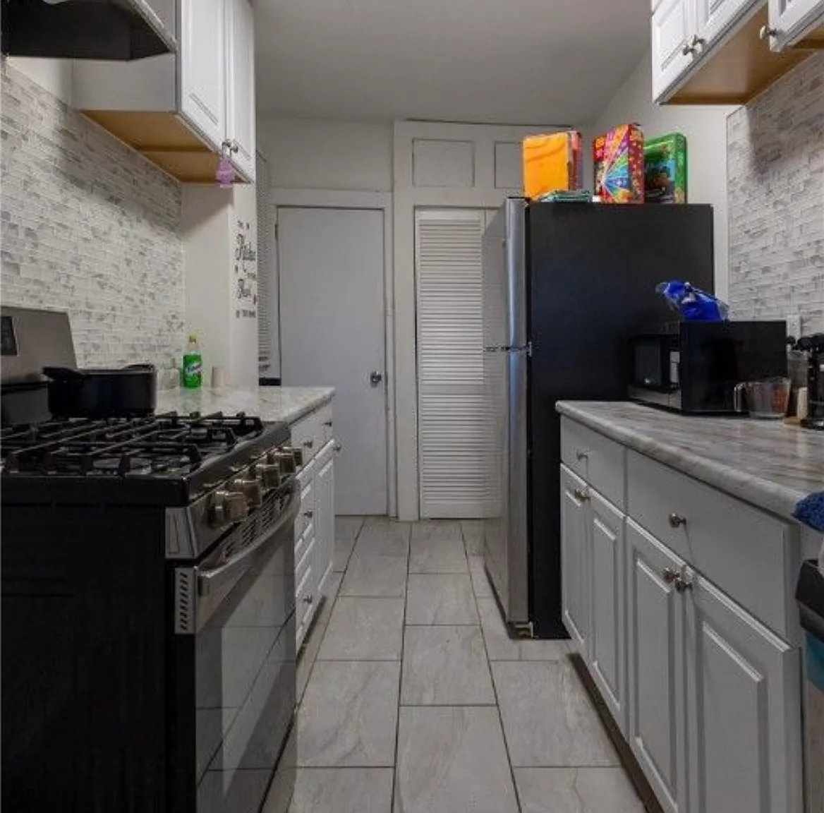 4 bed, 1242 sqft, $600 — Photo 1