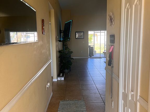 5th image of 4414 SW 7th Pl #4414