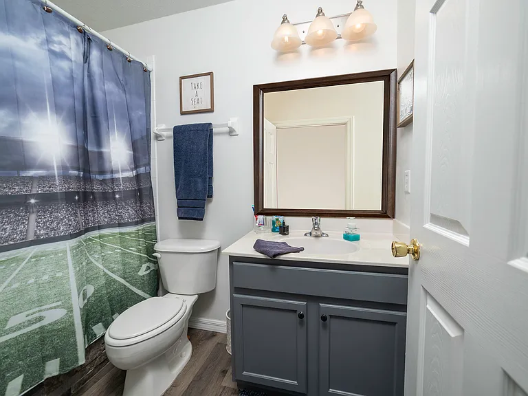 10061 Lone Cypress St — Photo 22
