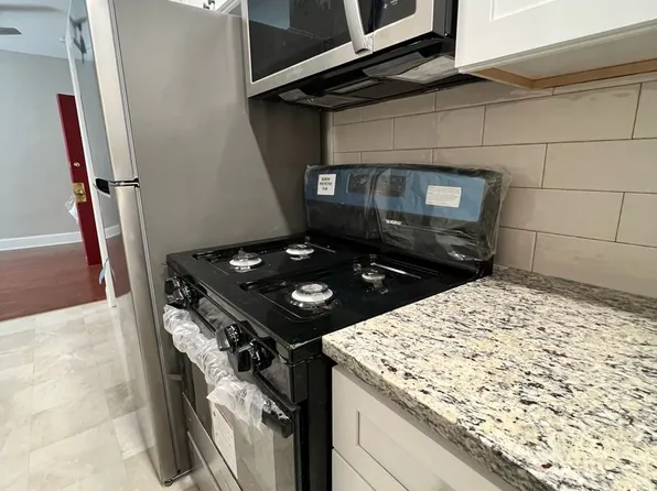 808 S 2nd St #2C, Philadelphia, PA 19147