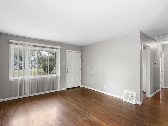 5th image of 204 Tay Rd