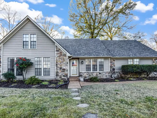 1883 Edwards Mill Rd, Germantown, TN 38139