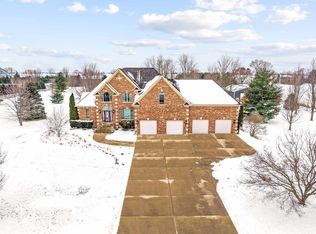 2290 N 45th Rd, Leland, IL 60531