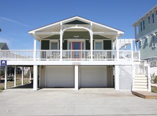 1111 N Shore Dr, Surf City, NC 28445