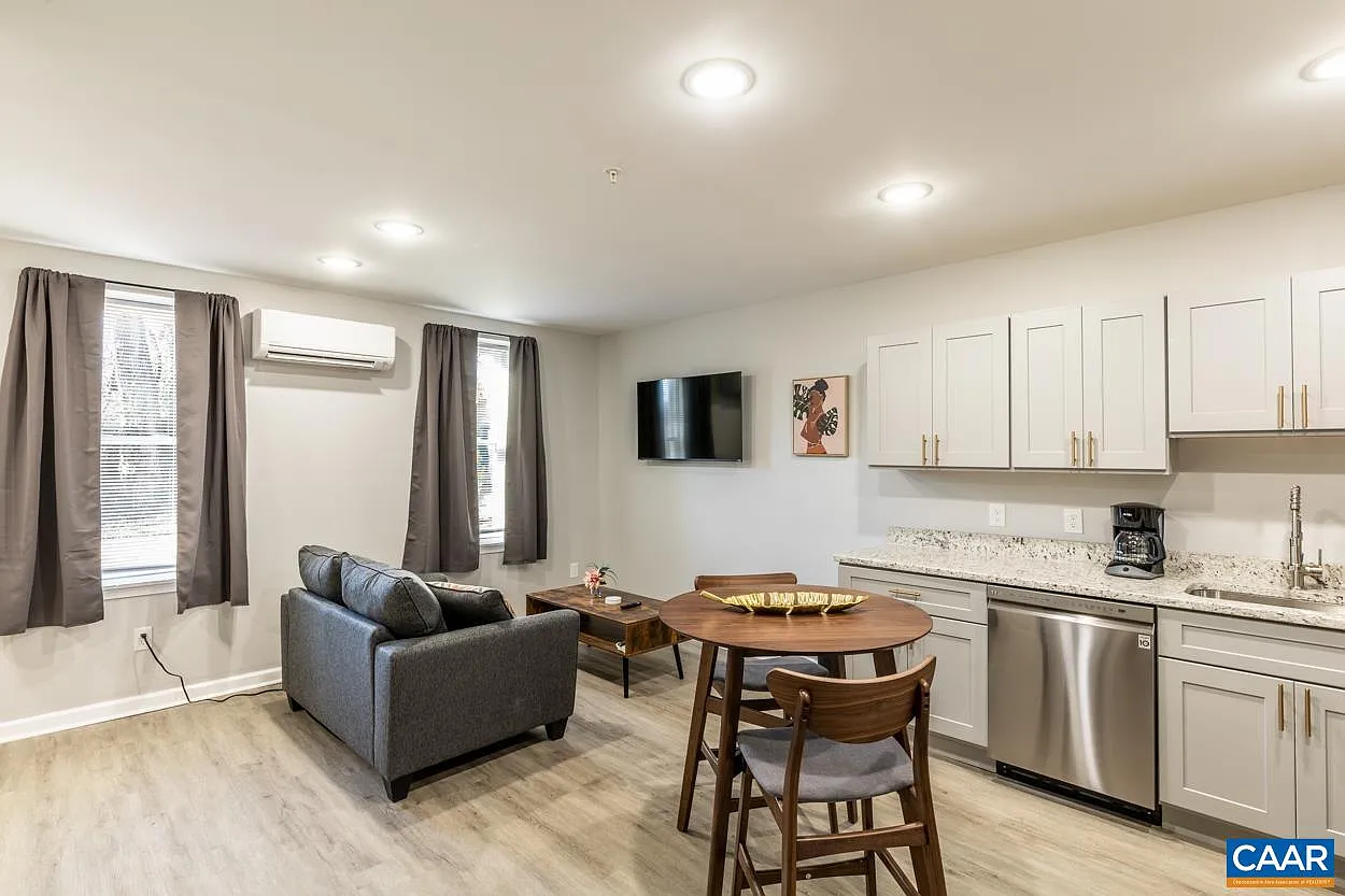 1 bed, 1.0 bath, 525 sqft, $1,995 — Photo 2