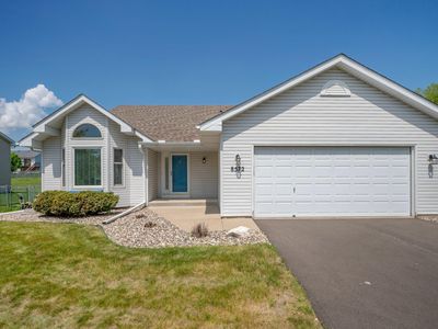 8572 Chanhassen Hills Dr S, Chanhassen, MN, 55317