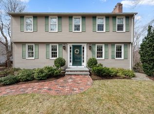 12 Red Coat Rd, Shrewsbury, MA 01545