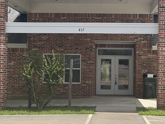 2nd image of 417 S Walnut St #1