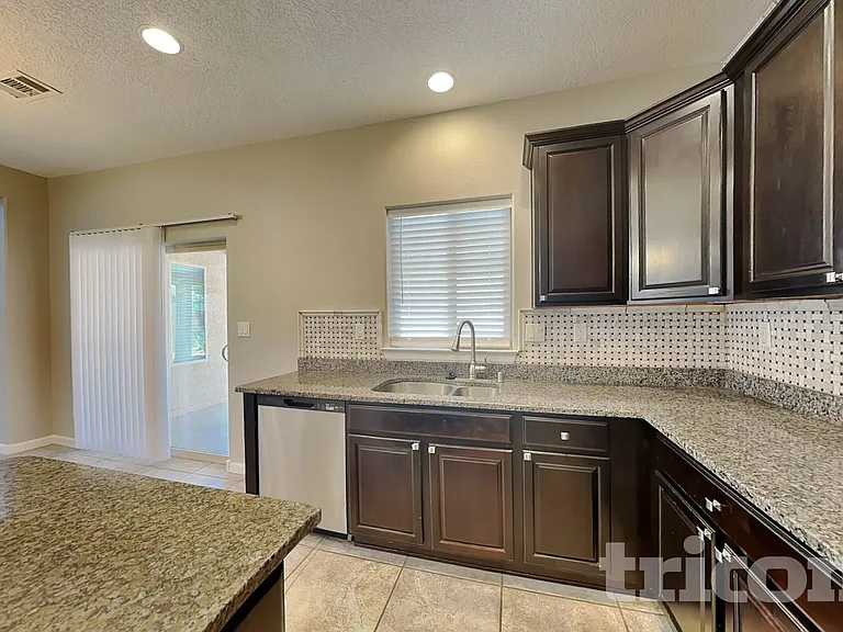 4007 Sierra Alta Ave NE — Photo 4