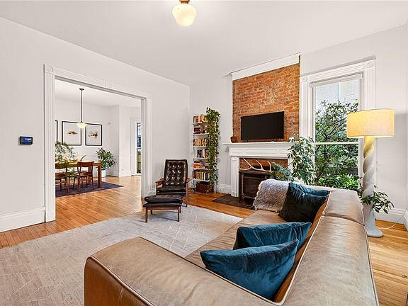 5th image of 86 Adams St