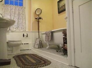 398 Plymouth St, Halifax, MA 02338