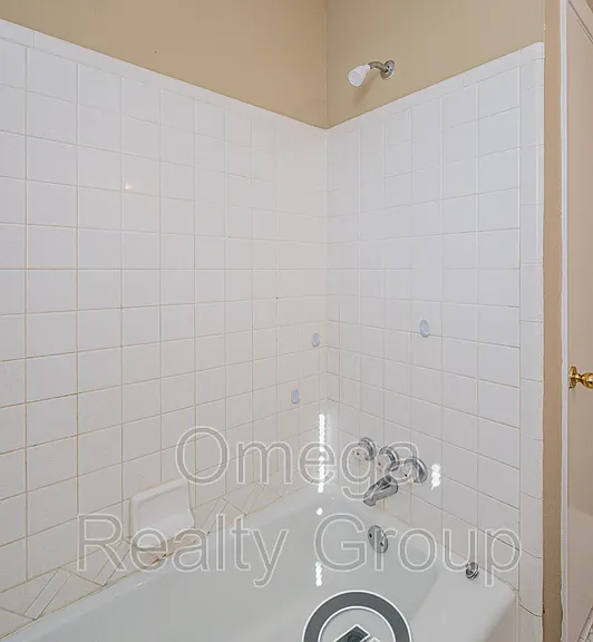 504 Roselle Ln — Photo 26