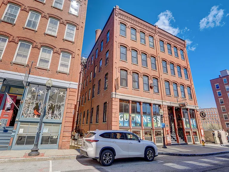 45 Wingate St — Photo 4