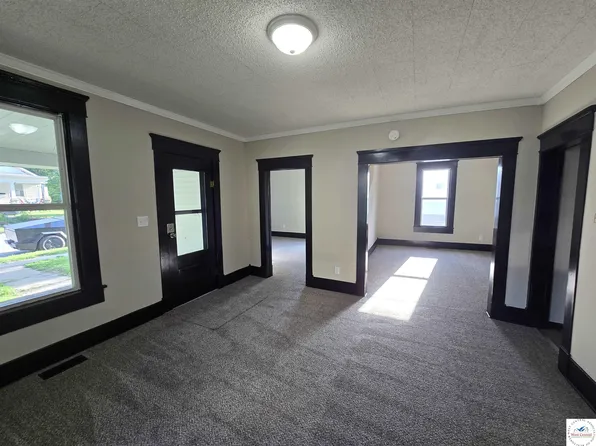 307 E Ohio St, Clinton, MO 64735