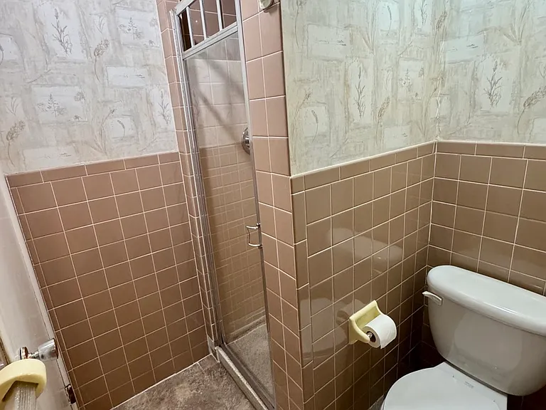 728 Saint Charles St #1 — Photo 10