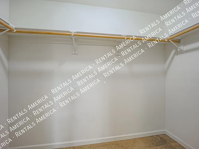 771 E Laredo St — Photo 30