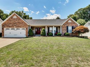 1143 Treeshade Dr, Saint Peters, MO 63376